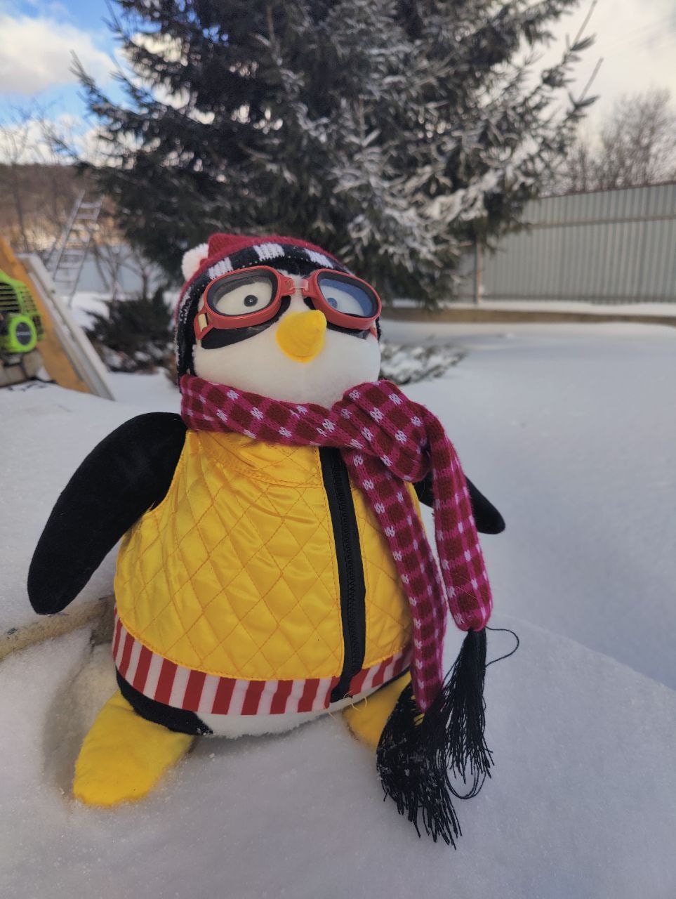 Huggsy Toy Hugsy Penguin Gift Joey Tribbiani Doll Animal