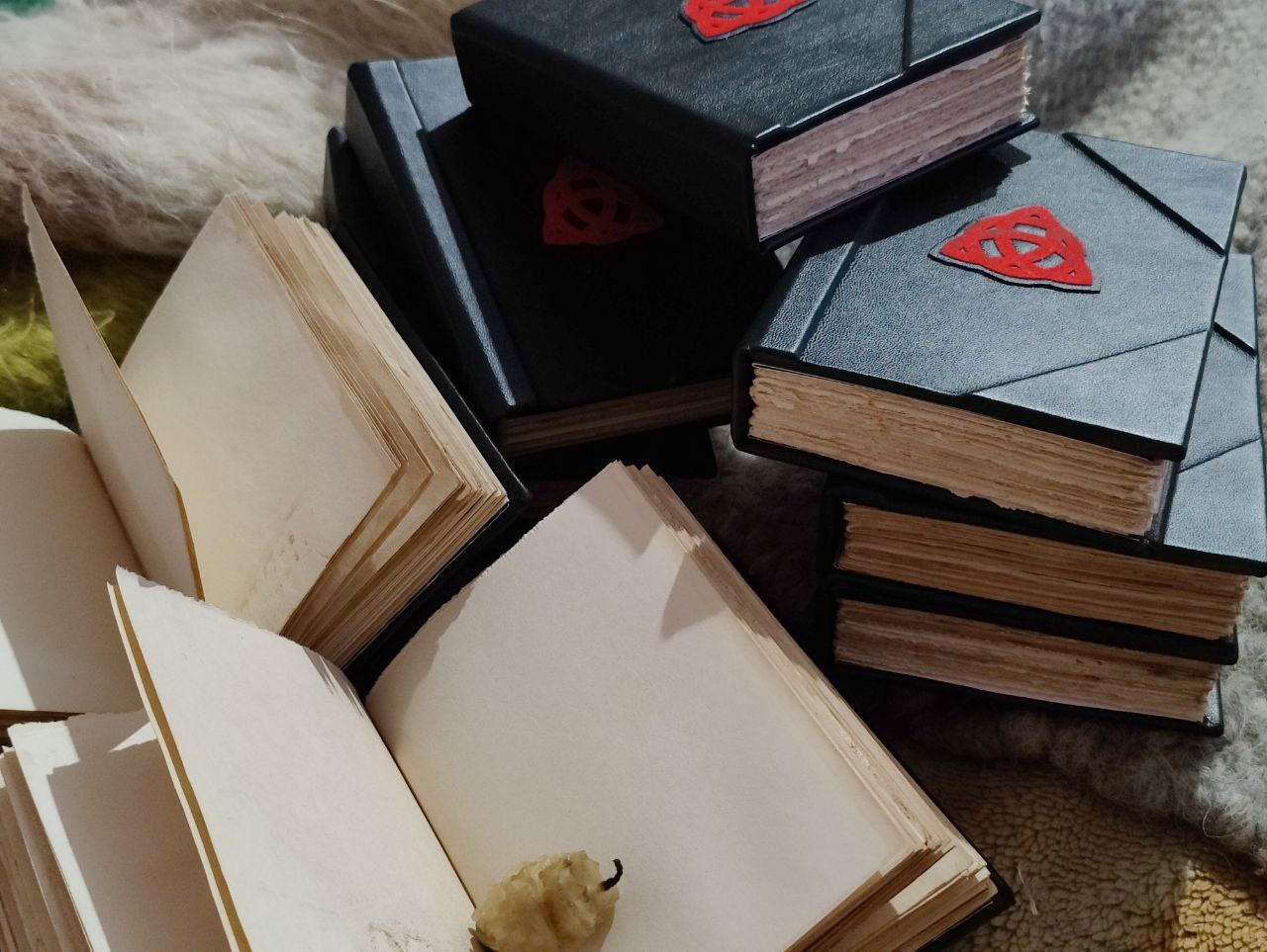 Notebook Wicca Triquetra The book of Shadows Charmed A6 4*6"